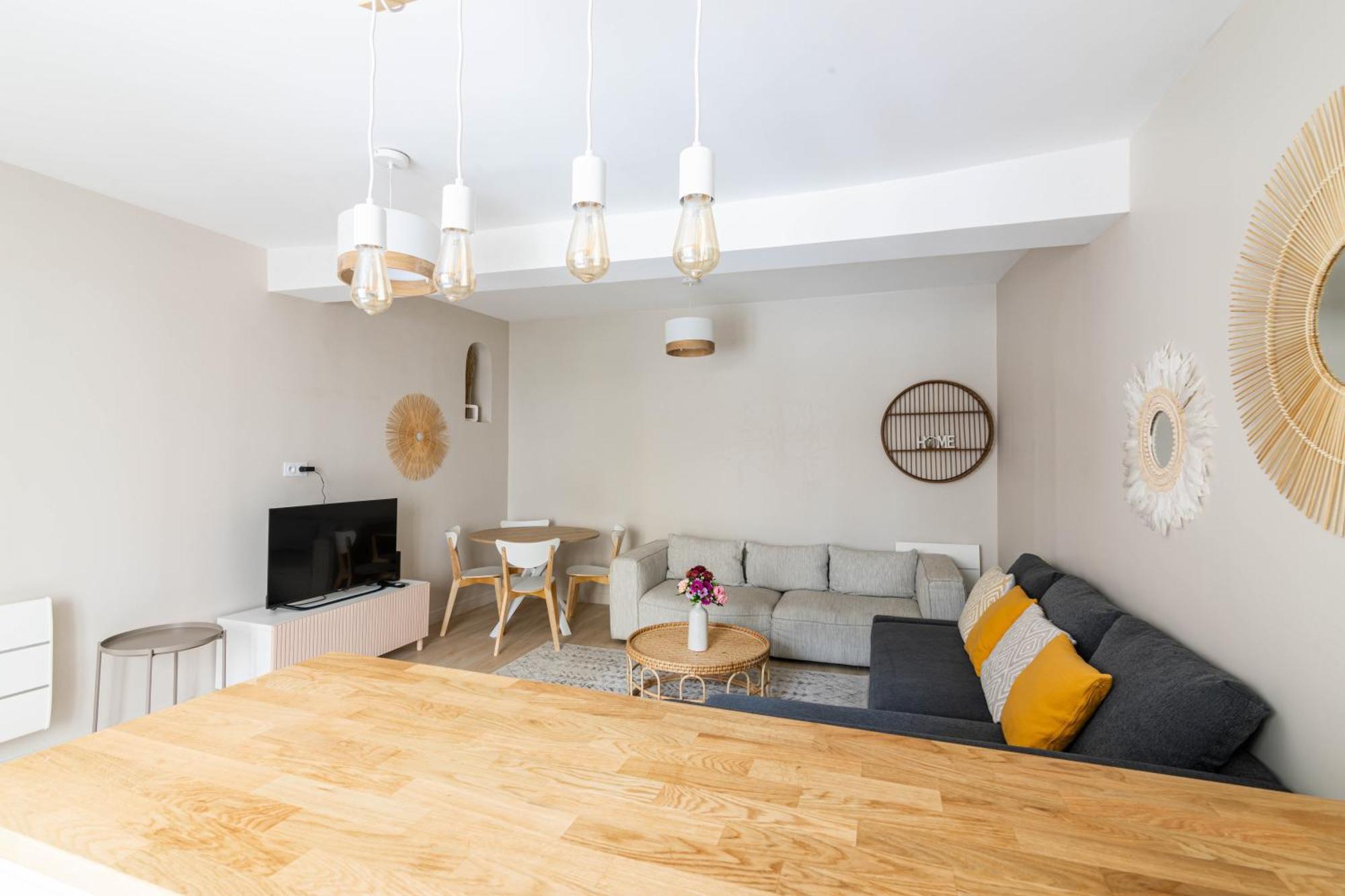 Luxurious 1 Bedroom Quartier De La Bastille Free Netflix Paris Bagian luar foto